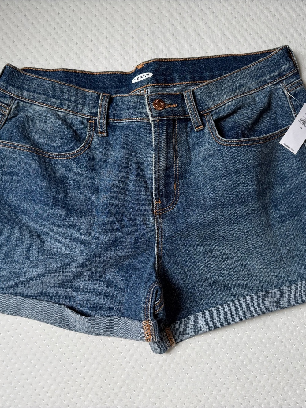 Old Navy Medium Blue Denim Rolled-Hem Women's Shorts